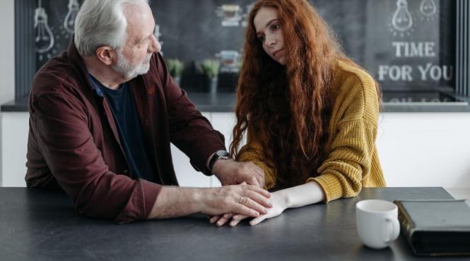 trauma intergenerationala cum transmite genetic frica