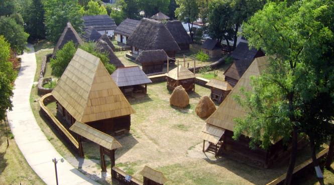 muzeul satului orarul de vara