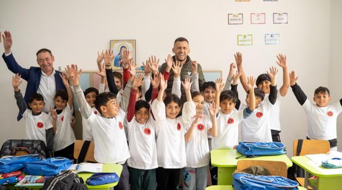 copii comunitati defavorizate sprijiniti fundatia carmistin