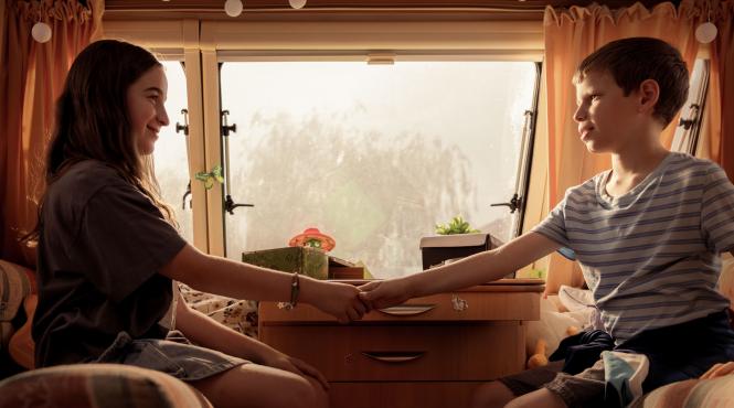 atlasul universului cel mai bun film adolescenti festival sofia