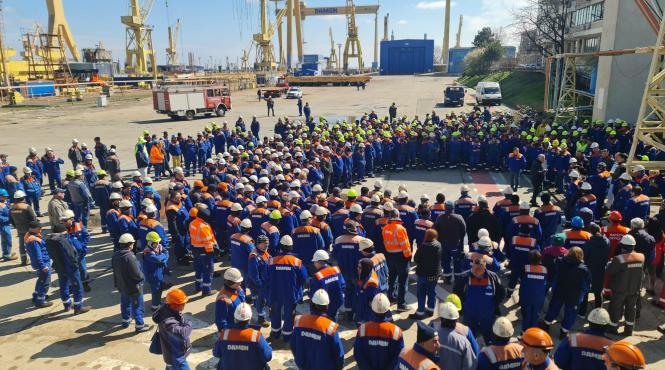 guvern plateste salarii restante damen liberty galati romaero pana de paste