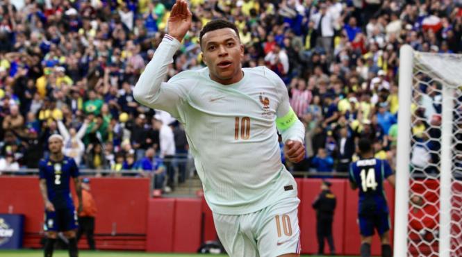 cosmarul kylian mbappe bucuresti numit maimuta