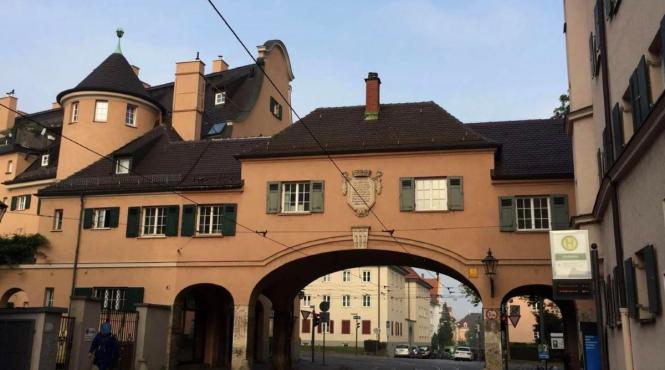 chirie simbolica oras europa care sunt conditiile traiesti localitate