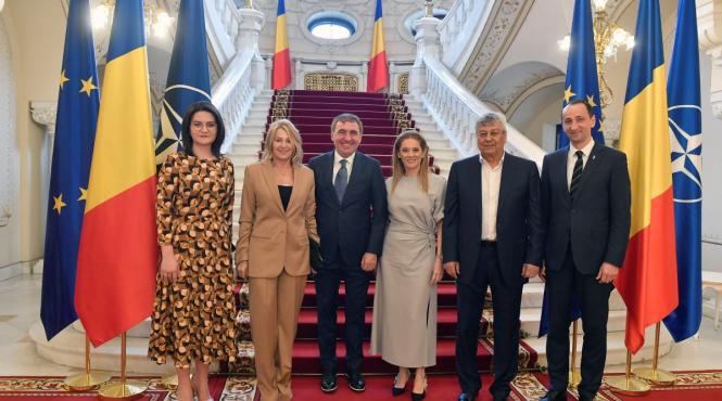 gheorghe hagi in lacrimi lucescu a fost ca un parinte pentru mine