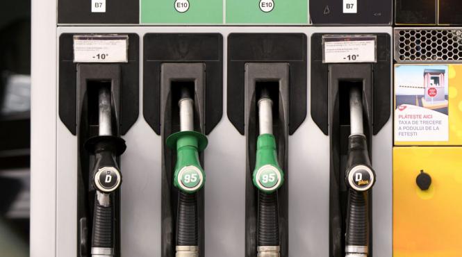 blocajul din ormuz cat timp mai platim preturi mari la carburanti