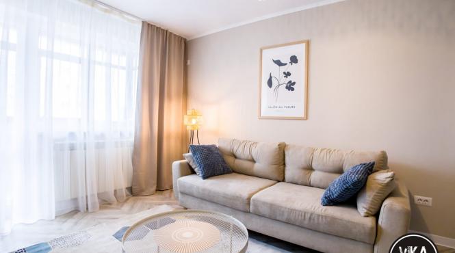 achizitie surpriza ce gasit cuplu canapea second hand