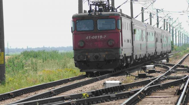 angajati cfr vi bani acasa infrastructura circulatie trenuri
