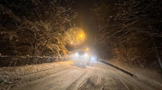 ninsori abundente in valcea dn7a sub zapada