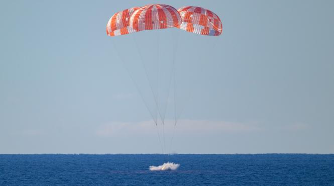 astronauti ajuns acasa capsula orion integrity amerizare ocean pacific