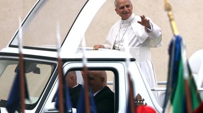 papa leon xiv trump acuzatii truth social algeria turneu africa