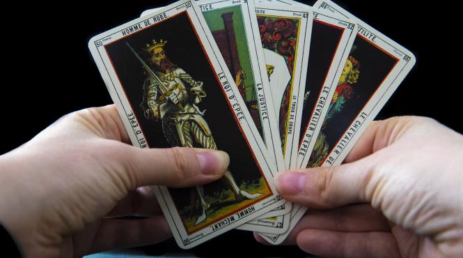 tarotul abundentei ce simbol defineste succesul financiar