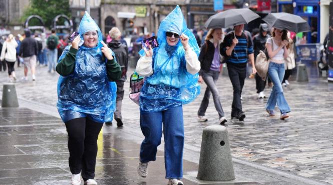 cod galben vreme rea weekend ploi torentiale grindina vant mai multe judete
