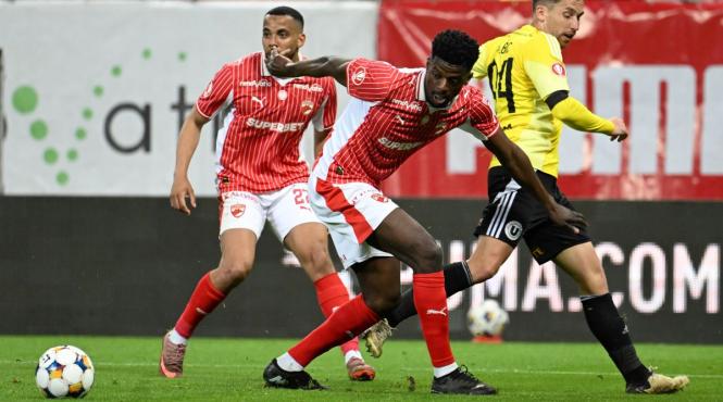 dinamo la primul succes in play off 2 1 cu liderul universitatea cluj