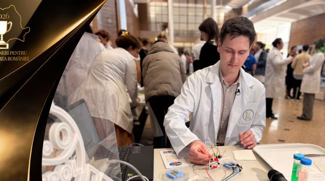 inovatie romaneasca de top in bioinginerie doctorandul cosmin pauliuc dezvolta pielea artificiala si se inscrie in 100 de tineri pentru dezvoltarea romaniei