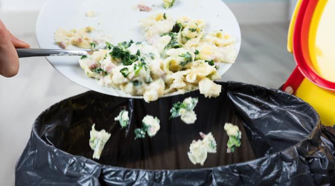 alimente mancare depozite deseuri risipa