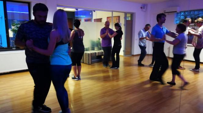 dansul mirilor coregrafie de dansul mirilor un vals vienez modern sau clasic pentru un moment perfect