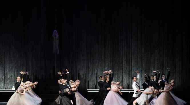 ziua mondiala a dansului 29 aprilie celebrata la opera nationala bucuresti prin spectacolul romeo si julieta