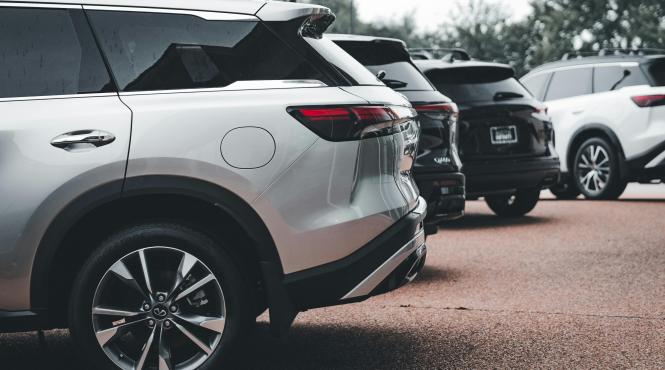 o masina compacta sau suv cum sa alegi clasa auto perfecta pentru traseul tau urban si extraurban