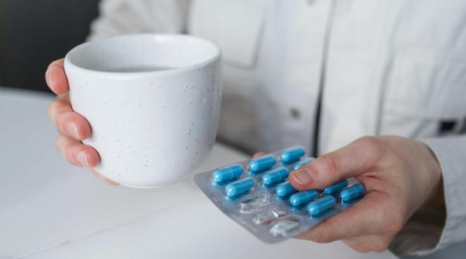 retea uriasa medicamente false zeci mii oameni pacaliti renunte tratamente cancer