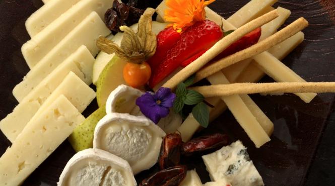 gorgonzola branza albastra celebra italia cum consumi
