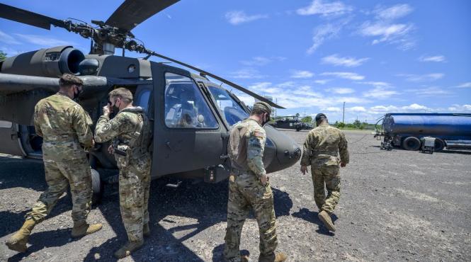 elicoptere sua atac apache black hawk relocate grecia in romania