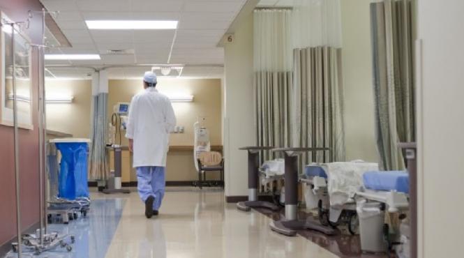 soc lumea medicala tanar rezident spital floreasca gasit mort garda