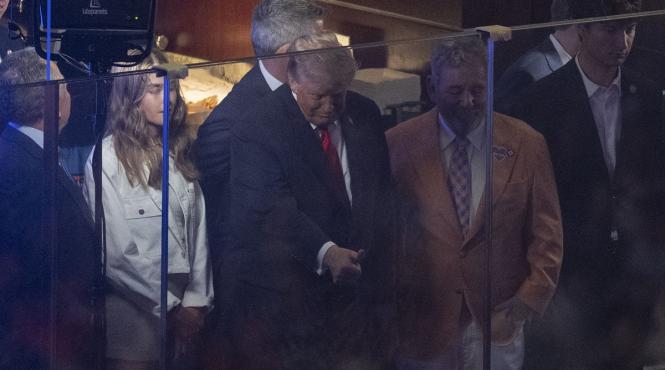 trump huiduit puternic madison square garden meci finala nba