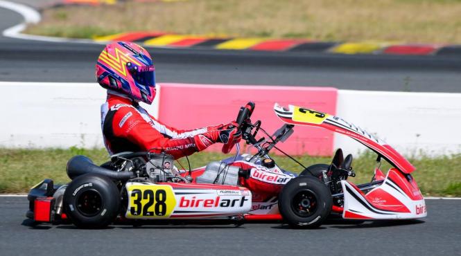 ascensiune rapida romanca 17 ani motosportul international