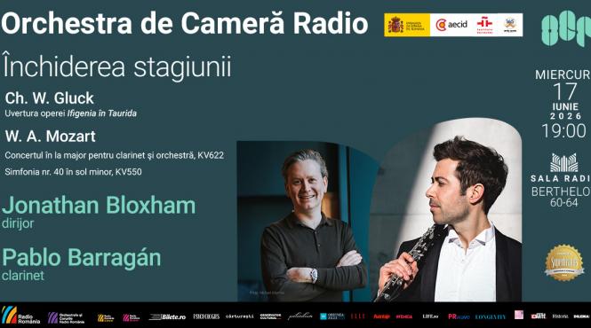 dirijorul britanic jonathan bloxham si clarinetistul spaniol pablo barragan inchid stagiunea orchestrei de camera radio