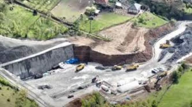 lucraril auostrada sibiu pitesti avanseaza constructorii lucreaza simultan trei tuneluri