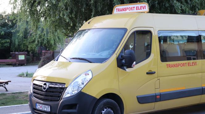 accident rutier microbuz elevi