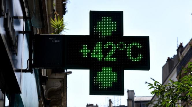 paris fierbe spitale sufocate pacienti carrefour tone gheata escorta