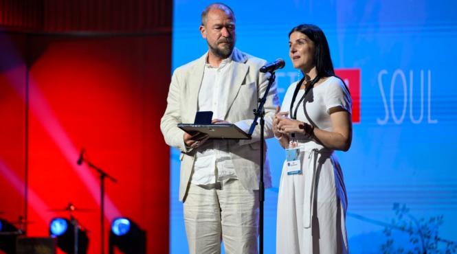 teatrul grivita 53 a primit premiul special al festivalului international de teatru de la sibiu
