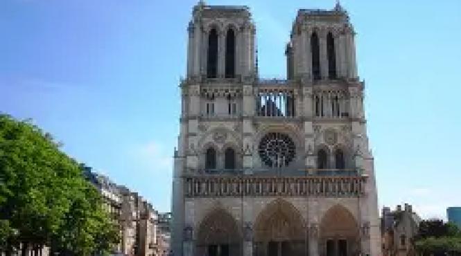 notre dame lucrari restaurare