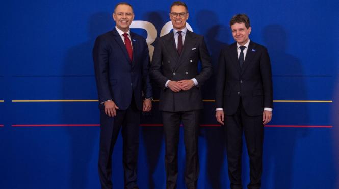 presedintele finlandei mesaj soc la ankara ucraina trebuie sa loveasca si mai tare rusia