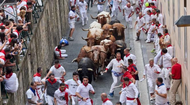 san fermin 2026 pamplona cursa cu tauri program traditie accidente