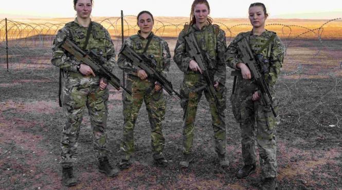armata britanica reguli femei antrenate avantaj estrogen