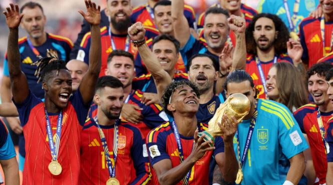 spania este noua campioana mondiala dupa ce a invins argentina in cea de a 39 a zi lider de piata cu record de audienta antena 1 si antenaplay au fost prima alegere a romanilor in ziua care a stabilit castigatoarea world cup