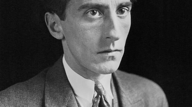 jean cocteau poet eseist romancier dramaturg cineast scenarist