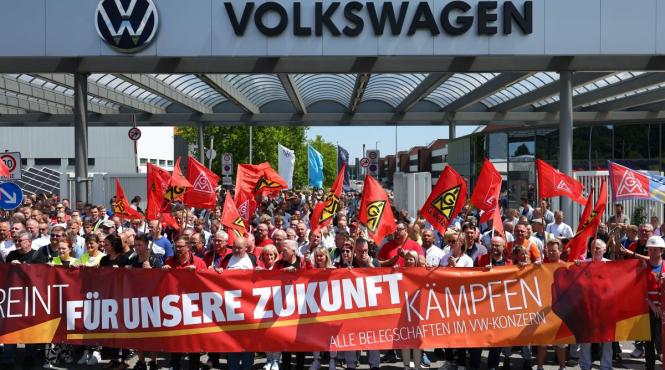 grupul auto volkswagen scadere alarmanta profit net