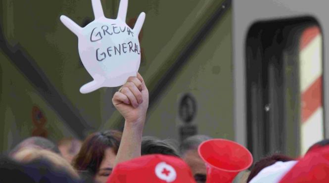 blocaj sectorul public greva bugetarilor amploare legea salarizarii declanseaza proteste lant