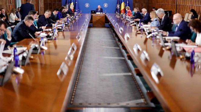 reforma statului ramane tema simpozion platita economia privata locuri de munca pierdute falimente
