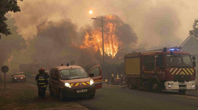 reportaj ap iepure 220 000 francezi evacuati