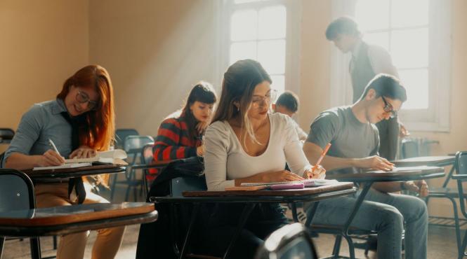 cat costa facultatea 2026 taxe scolarizare universitati romania