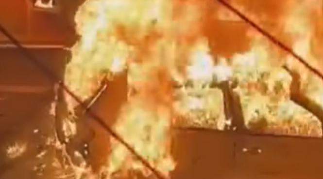 patru masini incendiate intr o parcare din oradea
