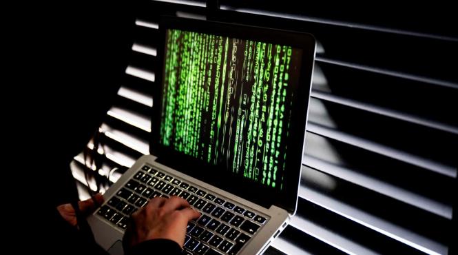 date personale 100 000 politisti scurse dark web