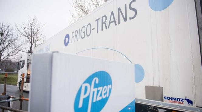 polonia refuz plata 1 3 miliarde euro vaccinurile pfizer