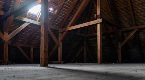 A couple who bought an old house in France made a surprising discovery in the attic. They immediately called the police