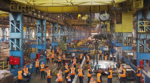 540 de angajați dintr o fabrică s au trezit cu bonusuri de câte 400.000 de dolari după ce șeful lor a decis să și vândă afacerea