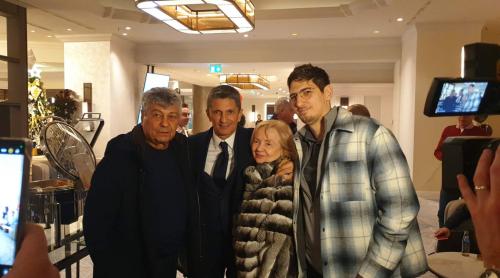 Familia Lucescu, protagonista celui mai emoționant moment la Super Gala Fanatik 2025. Cum a reacționat Răzvan când și a văzut părinții. Video